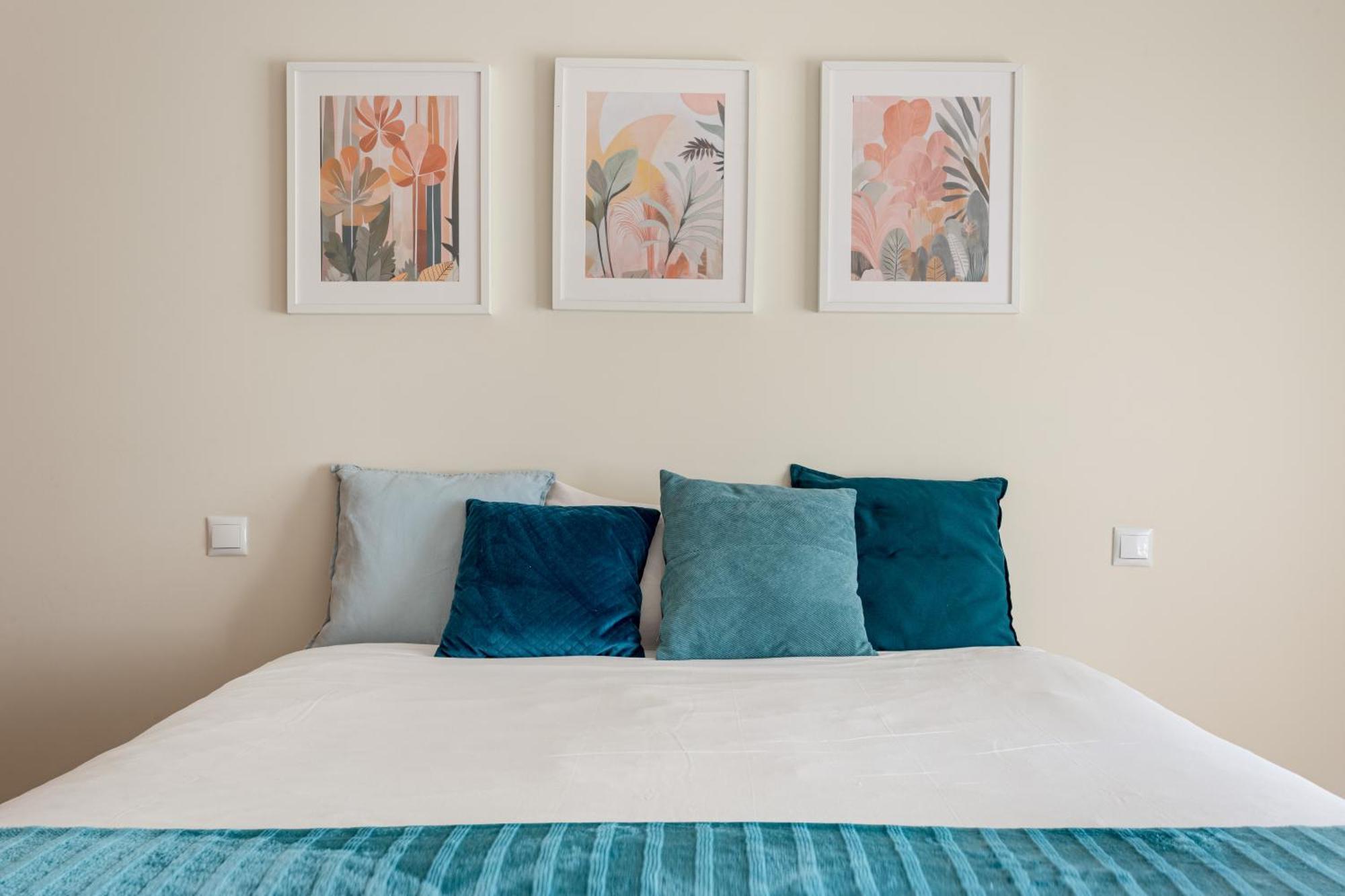 Joivy Stylish City Centre Flat With Parking Maía Eksteriør bilde