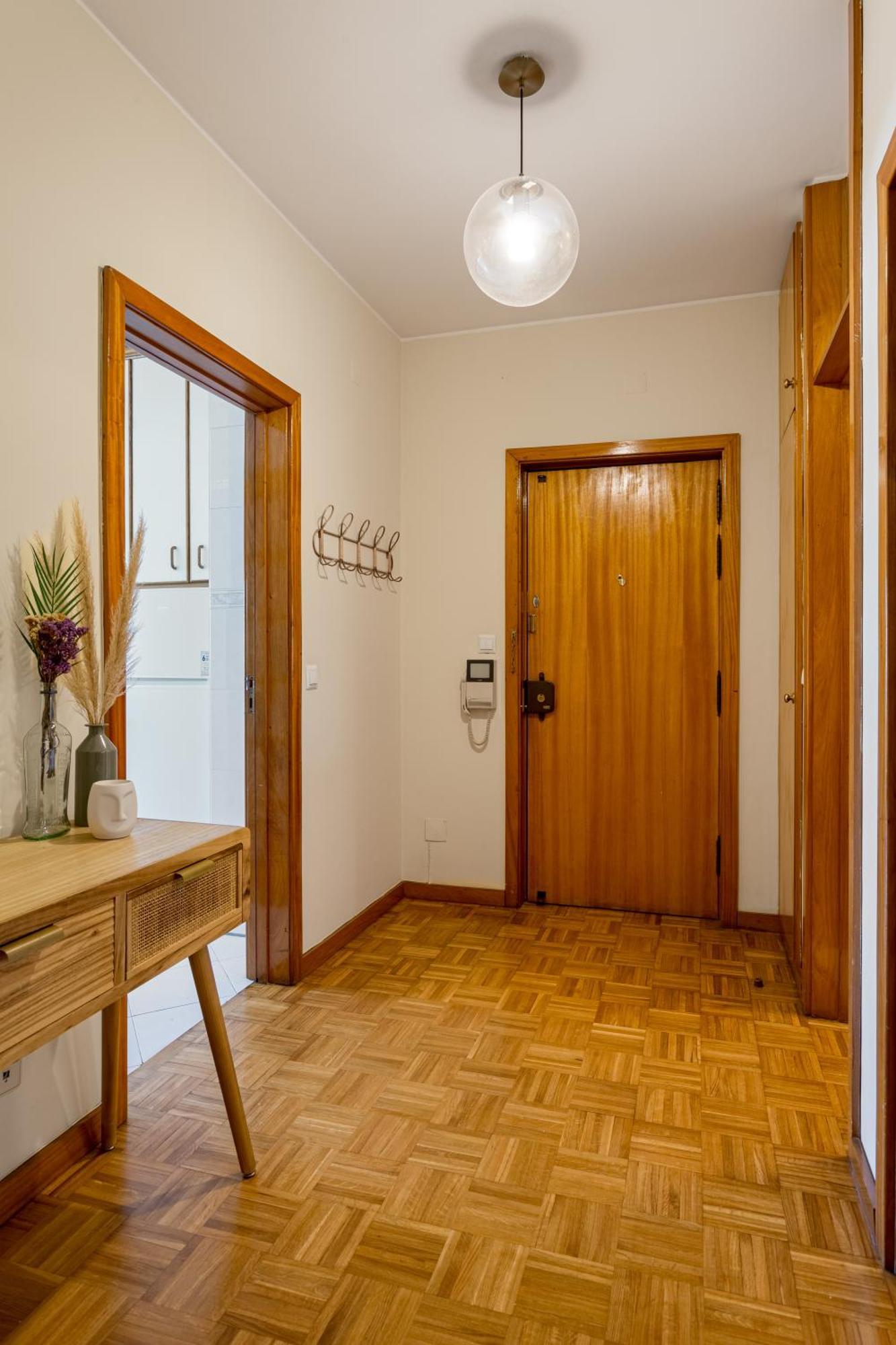 Joivy Stylish City Centre Flat With Parking Maía Eksteriør bilde